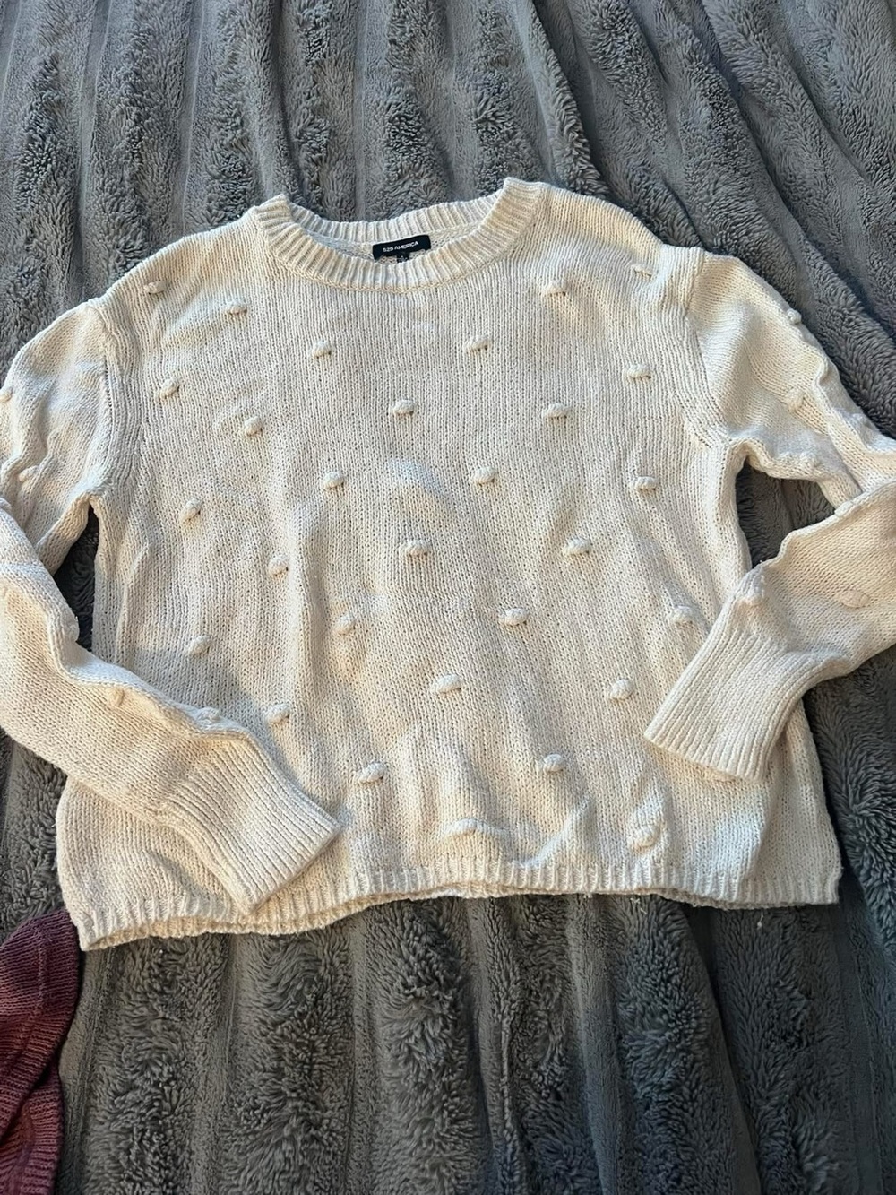 525 America sweater. Cream color. Small.